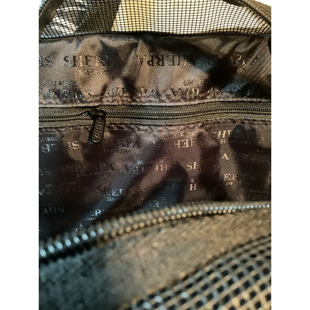 Sherpa Pet Carrier Travel the World Graphic Print Black‎ White Soft Sided Bag